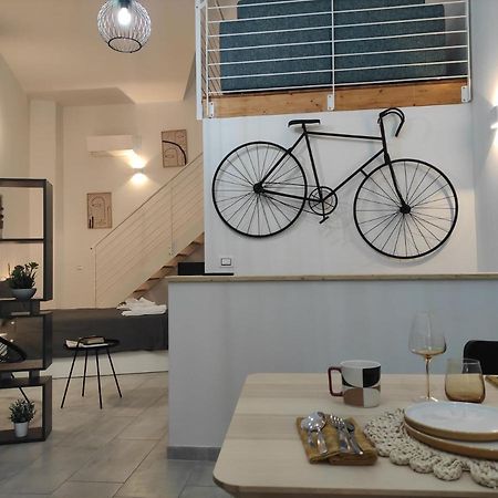 Miriam Loft S.Orsola Bologna Apartamento Exterior foto